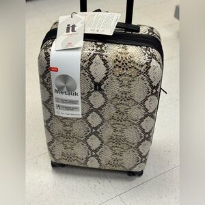 It Luggage Snake skin Print Suitcase carry on 22”